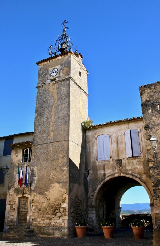 Ménerbes - la Tour de l'Horloge